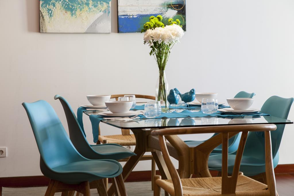 Charming 2-Bedroom Apartment In The City Centre Lisbon Luaran gambar