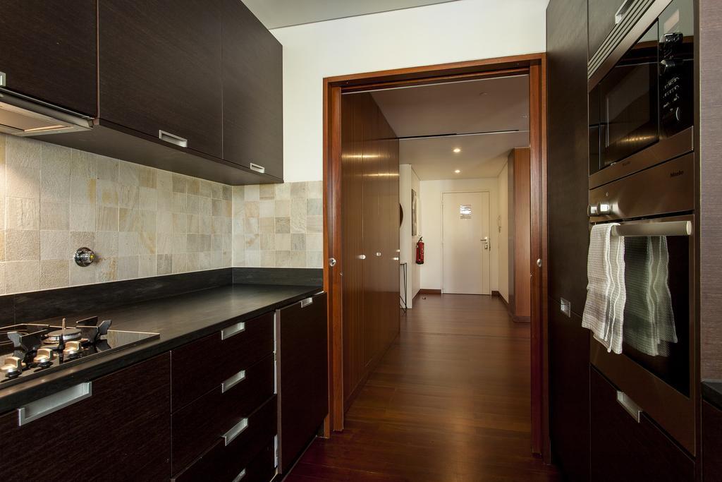 Charming 2-Bedroom Apartment In The City Centre Lisbon Luaran gambar